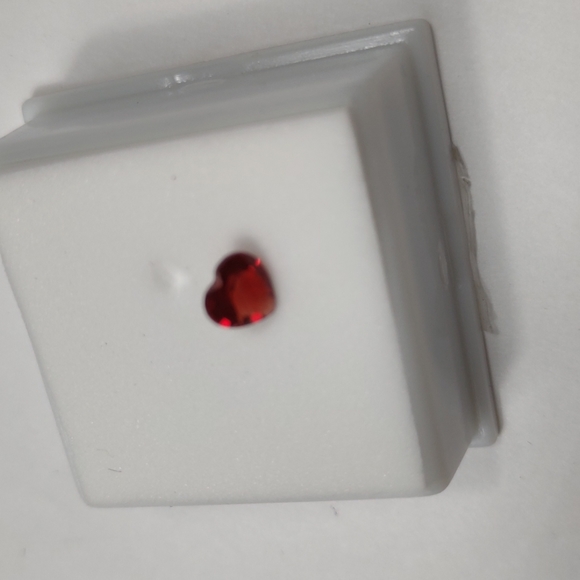 Andesine-Labradorite Red Heart 6mm X 6mm Shape Loose Gemstone .60 Carat JTV '08. - Picture 4 of 4